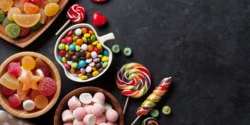 Kangana Ranaut hogs on candies like there’s no tomorrow