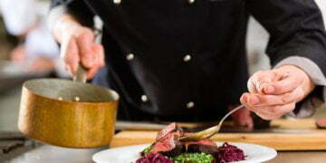 Bring a breath of clean meals to a liked Bellaire culinary area.