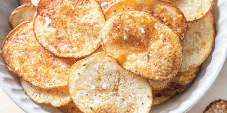 Popsicle Recipes to Cool You Off On Hot Days