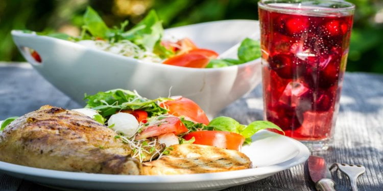 The Best Thanksgiving Dinner Cooking Tips From Celebrity Chefs