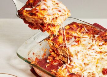 Easy and Delicious: Frozen Lasagna for a Quick Meal